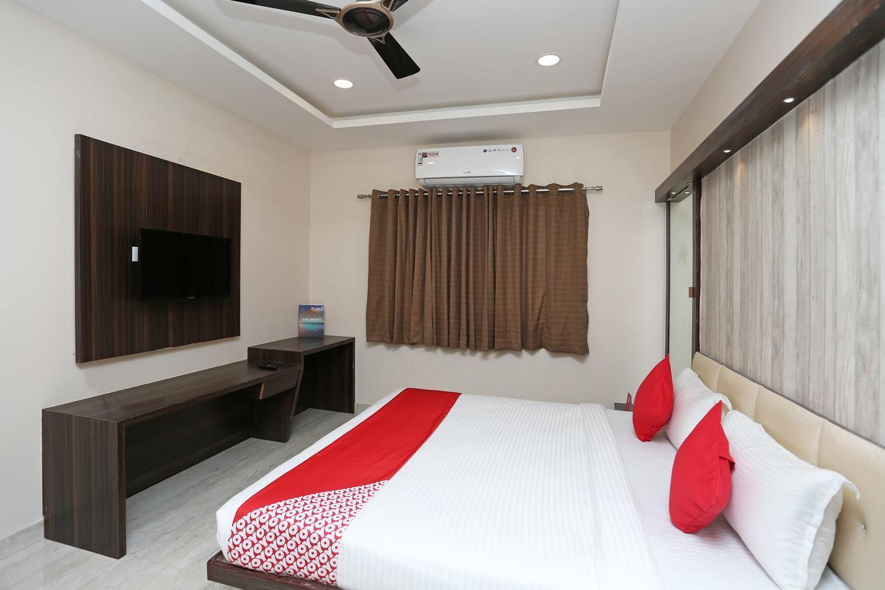 Oyo 15861 Hotel Shivganga Comfort Zone Raipur  Luaran gambar